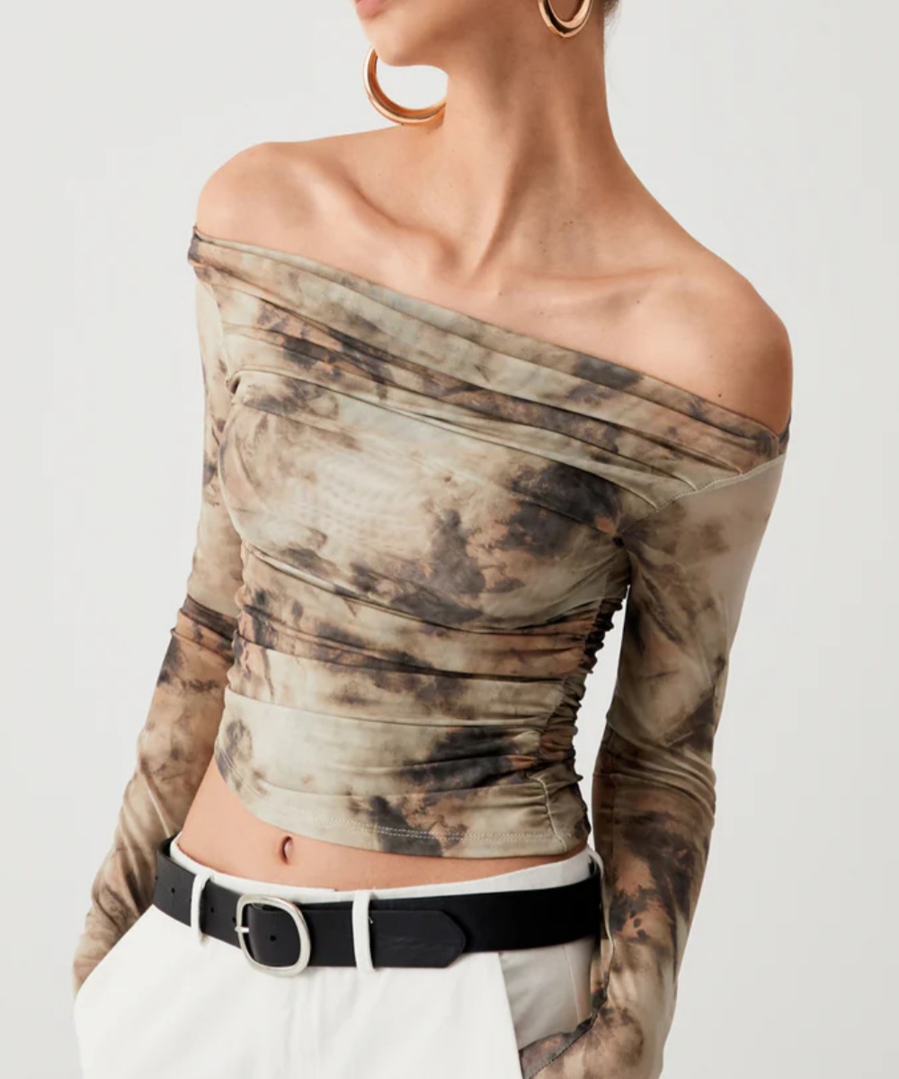 3dfce1df80c464dc4ee95db44a08ebc8.jpeg Sophisticated Tie-dye Pleated Shirt - Image 1
