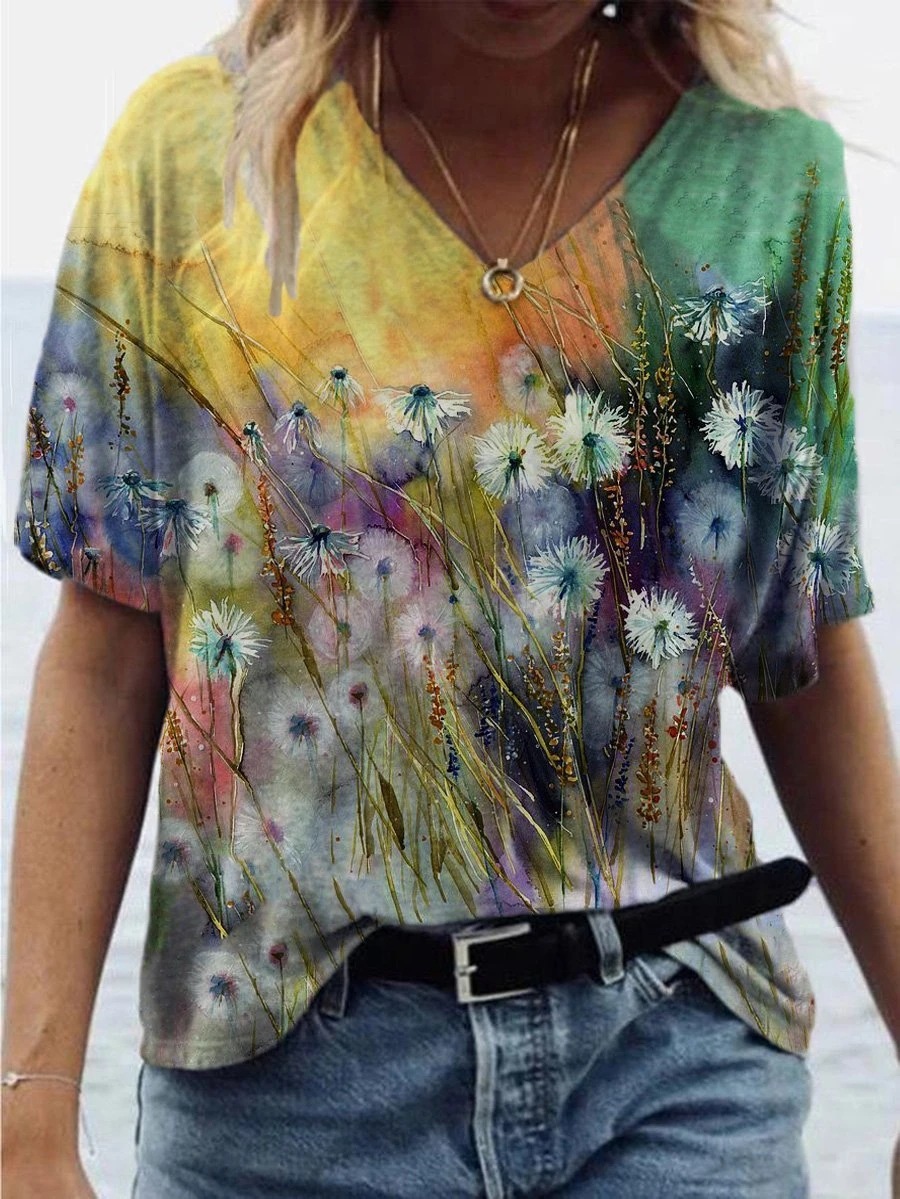 c270afdca43e1f4415c1b31f8ef5631c.jpeg Women's Elegant Printed Loose Shirt - Image 1