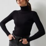 Women's Solid Color Turtleneck Sweater
