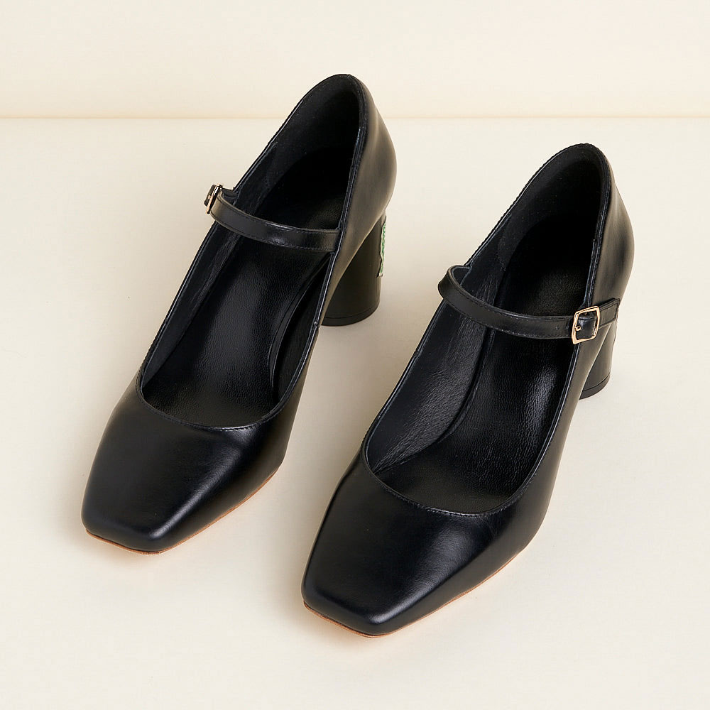 ed5e00e6f572a0a897fb0f7d31022d51.jpg FSJ Black Flower Pattern Square Toe Cylinder Heeled Mary Janes - Image 1