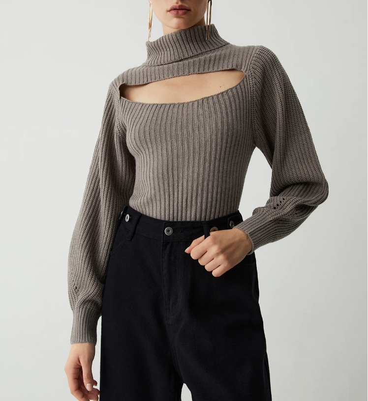 f3efda3f0c058504ce4e8eafa728b1bb.jpeg Turtleneck Puff Long Sleeve Knit Top - Image 1