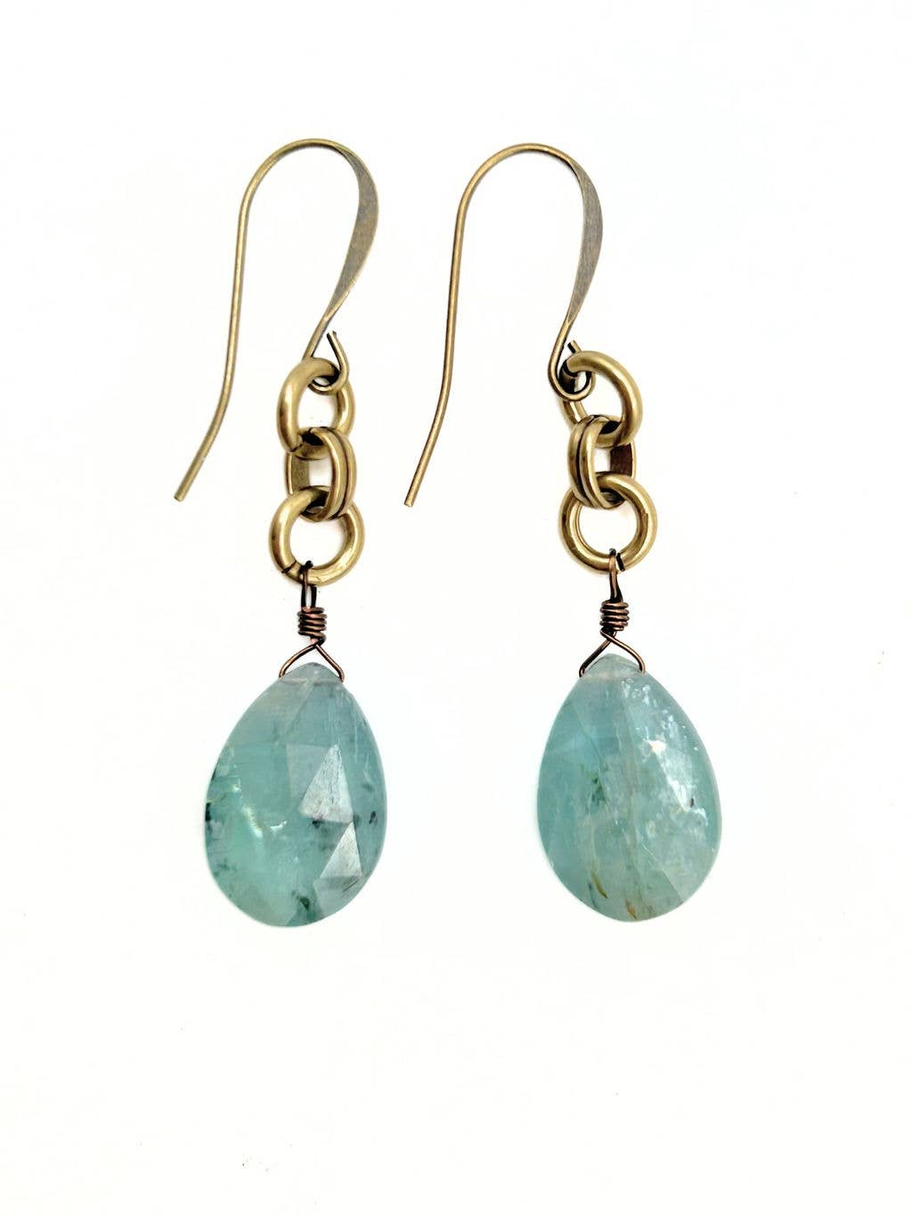 10b747d92054769a55a4893141f11cdb84e09d1af02d08a0539c806fd869a300.jpg Faceted Aquamarine Drop Earring - Image 1